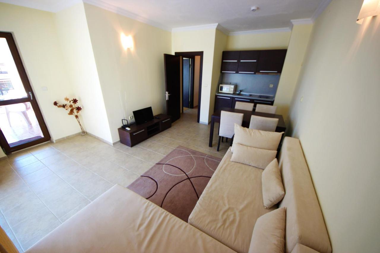 Menada Sveti Vlas Apartments ภายนอก รูปภาพ